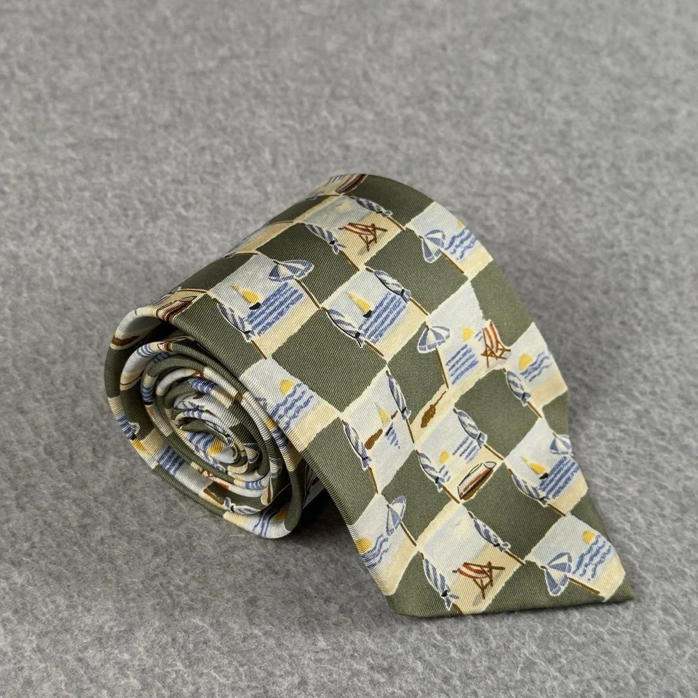 Vintage Banana Republic Silk Tie Made Italy Beach Sailboat Umbrella 57x3.75